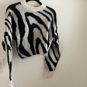 Aritzia TNA cropped zebra print sweater